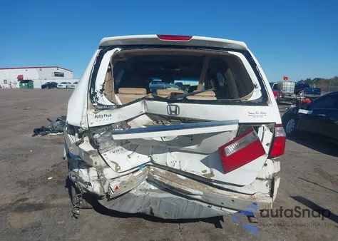 2007 Honda Odyssey Touring z USA, uszkodzony, nr VIN 5FNRL38817B031344